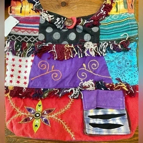 Patchwork Hippie Crossbody Bag | Quilted | Tote | Multi-Colored Large - Picture 2 of 3